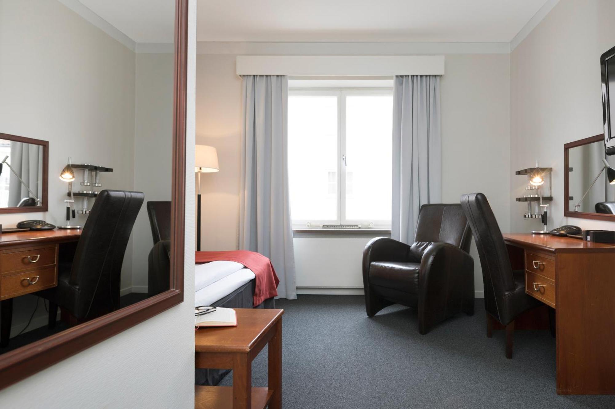 Profilhotels Calmar Stadshotell Кальмар Номер фото